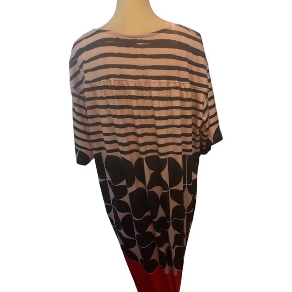 Maxi Dress Bold Geometric Stripe Print V-Neckline Plus Size 2XL - Picture 3 of 3